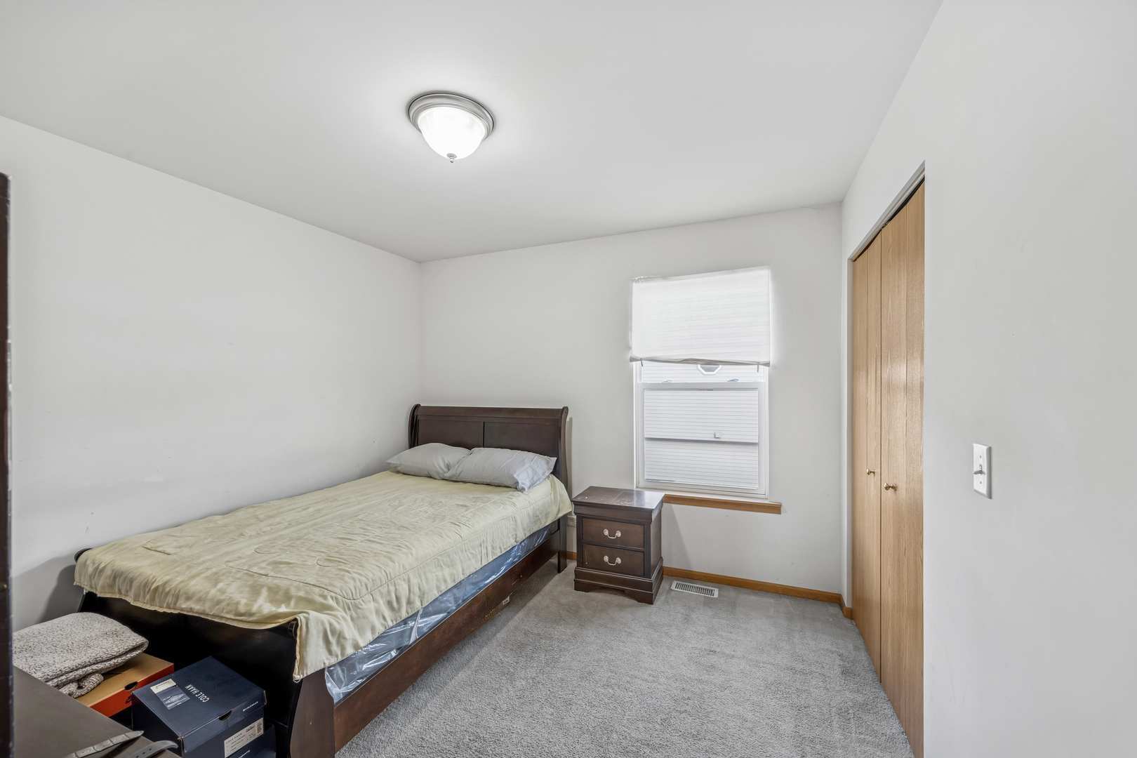 14925 Whipple Avenue, Markham, IL 60428