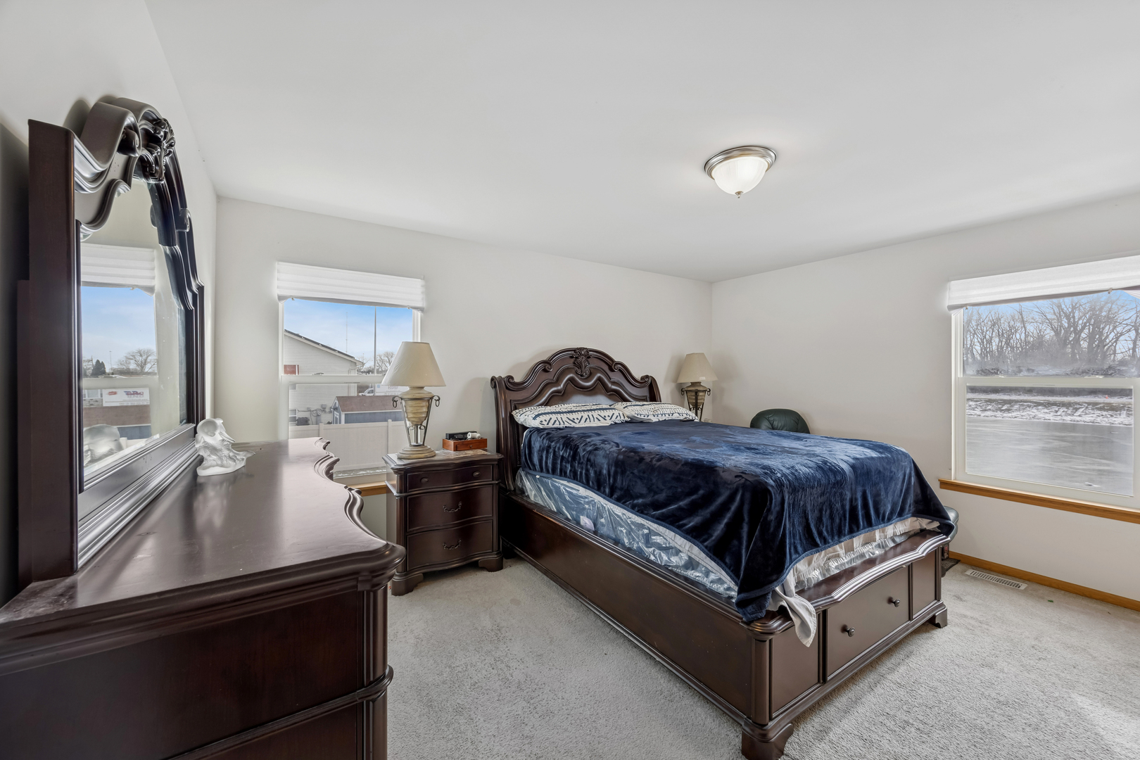 14925 Whipple Avenue, Markham, IL 60428