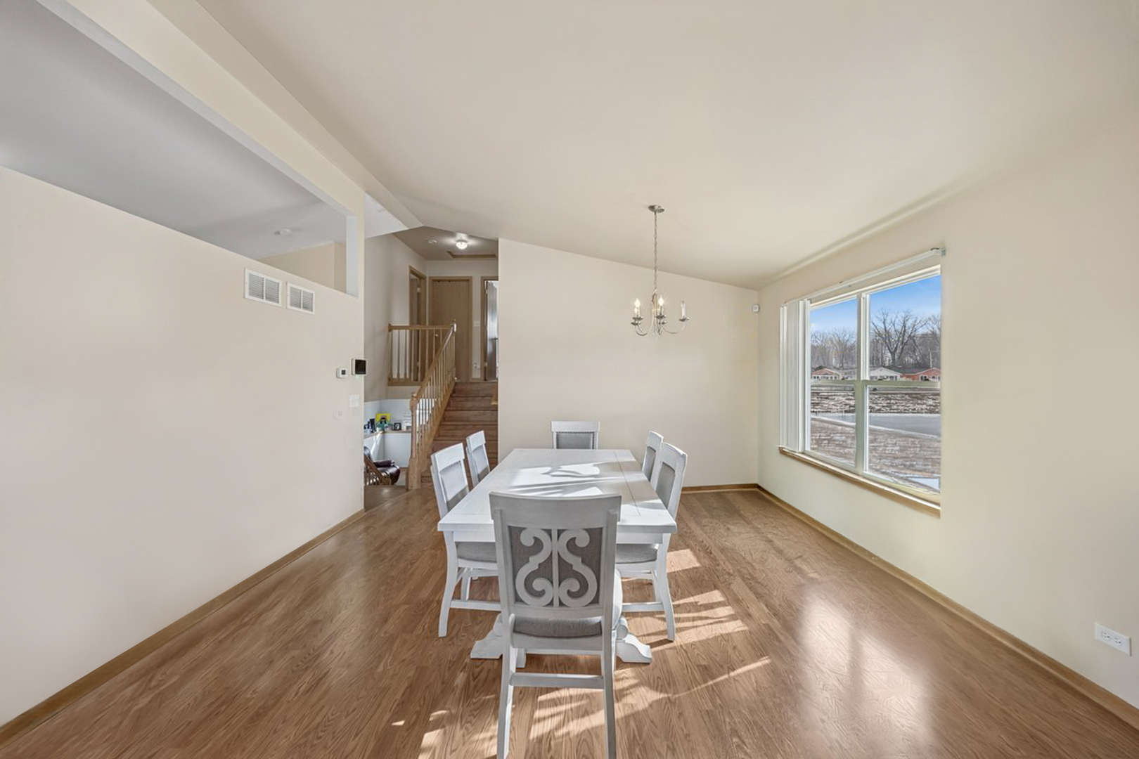 14925 Whipple Avenue, Markham, IL 60428