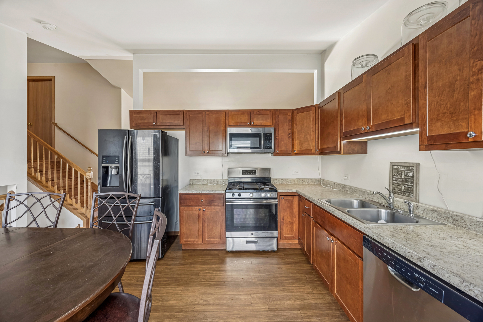 14925 Whipple Avenue, Markham, IL 60428