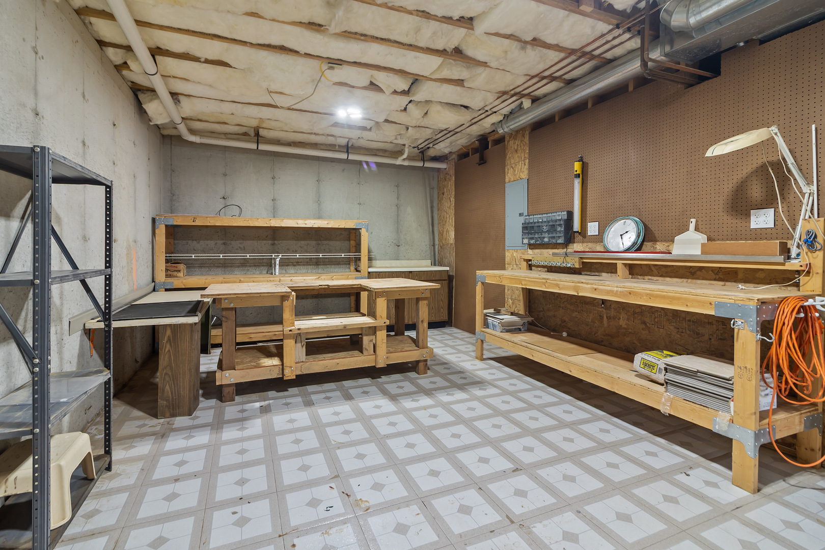 1217 Bridget Court, Fontana, WI 53125