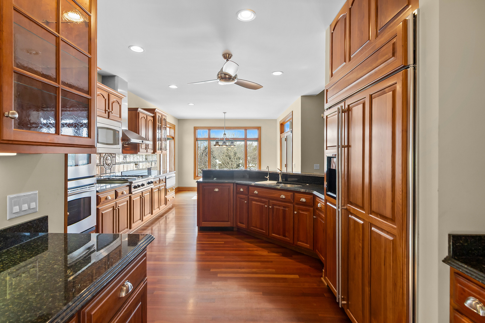 1217 Bridget Court, Fontana, WI 53125