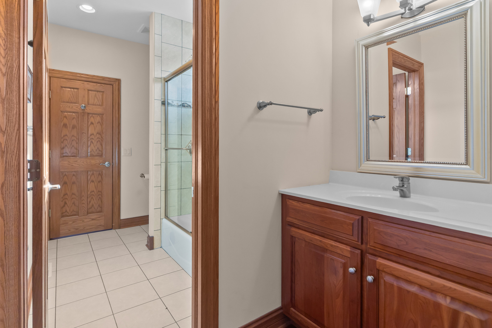 1217 Bridget Court, Fontana, WI 53125