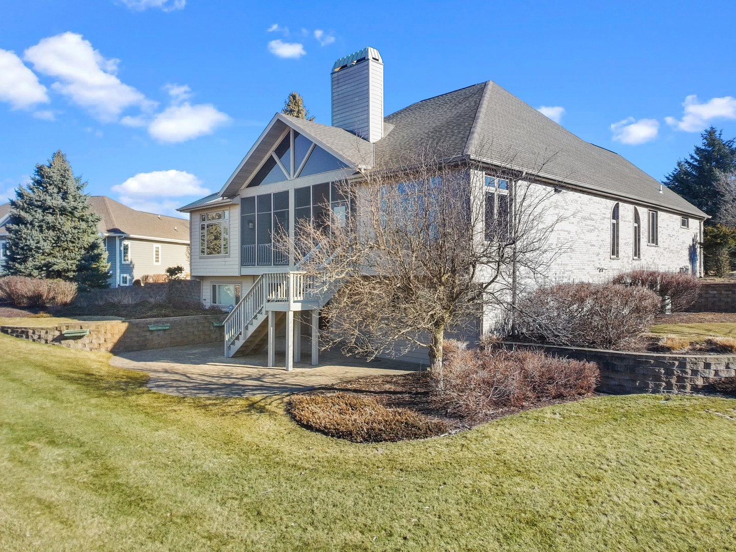 1217 Bridget Court, Fontana, WI 53125