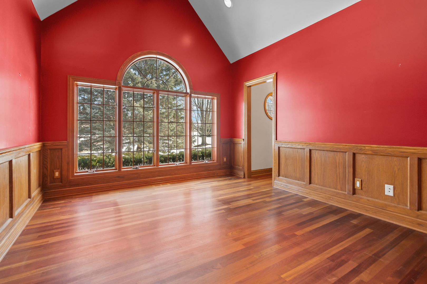 1217 Bridget Court, Fontana, WI 53125