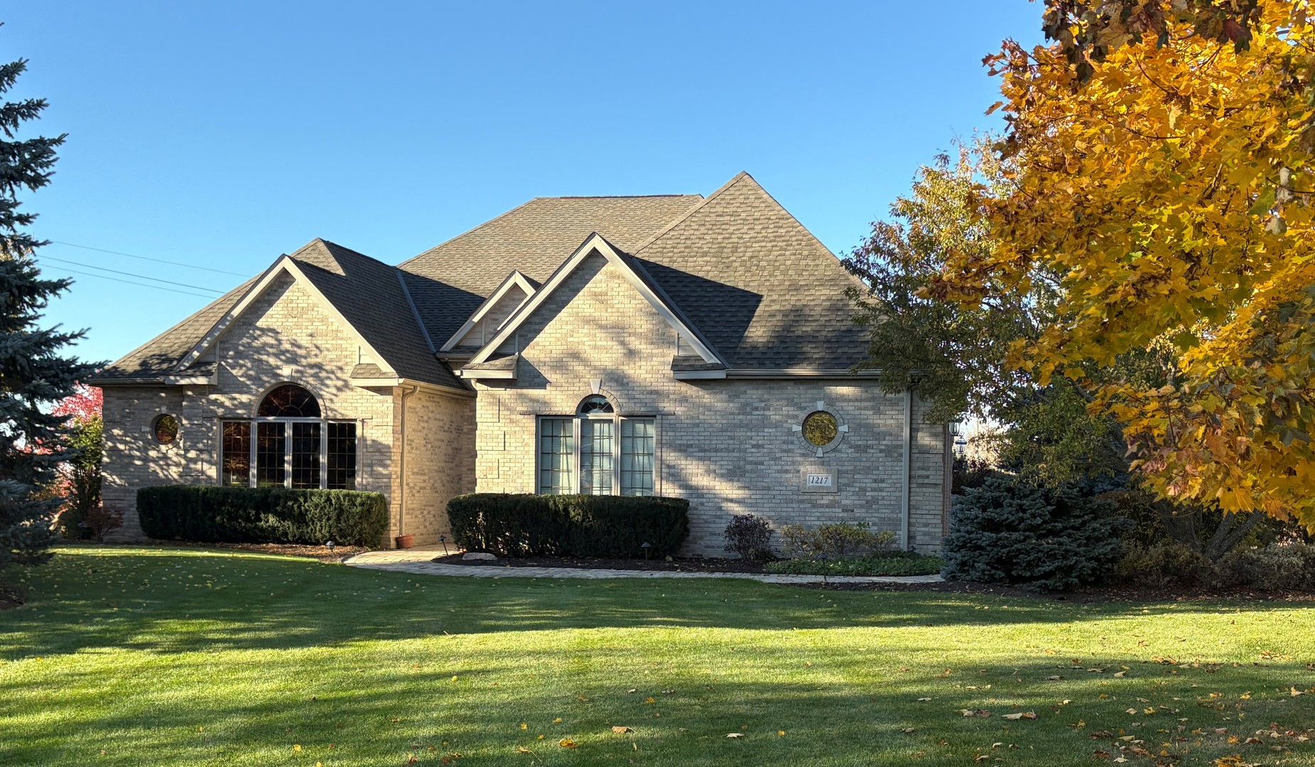 1217 Bridget Court, Fontana, WI 53125