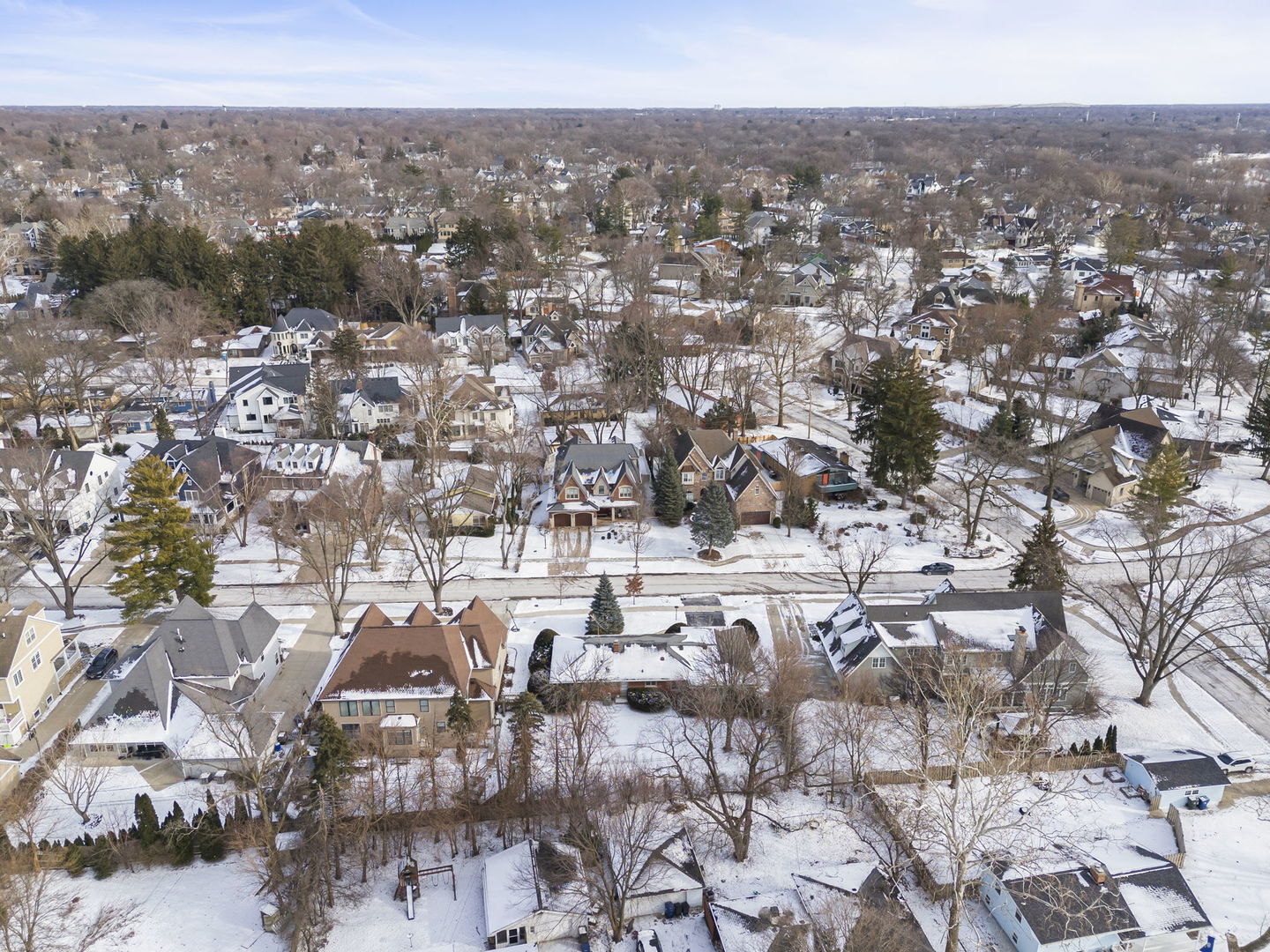 661 Willow Road, Naperville, IL 60540