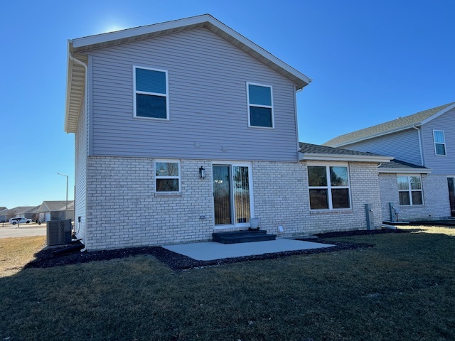 1932 Mountain Road, Morris, IL 60450