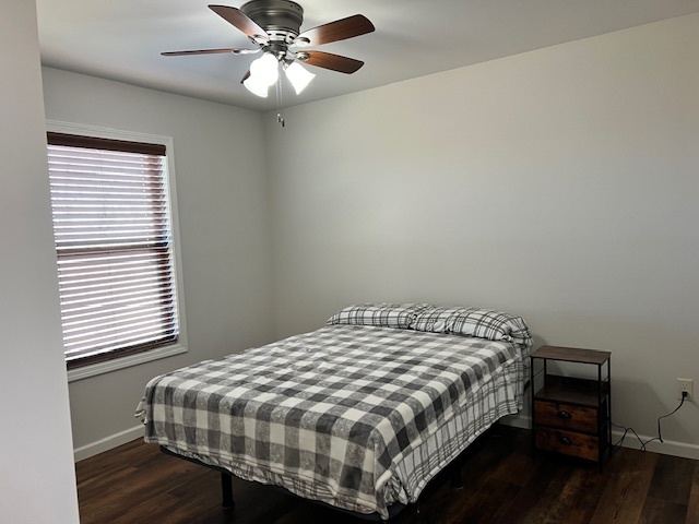 1932 Mountain Road, Morris, IL 60450