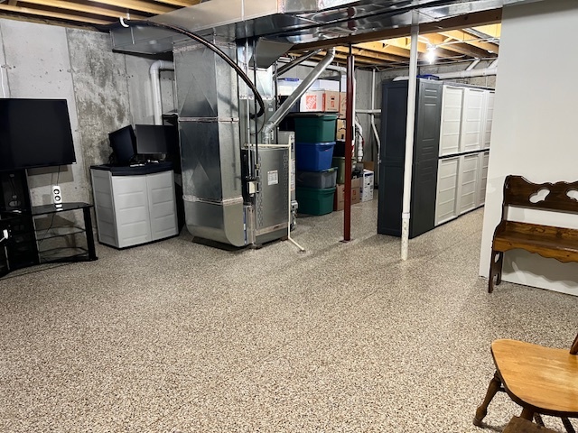 1932 Mountain Road, Morris, IL 60450