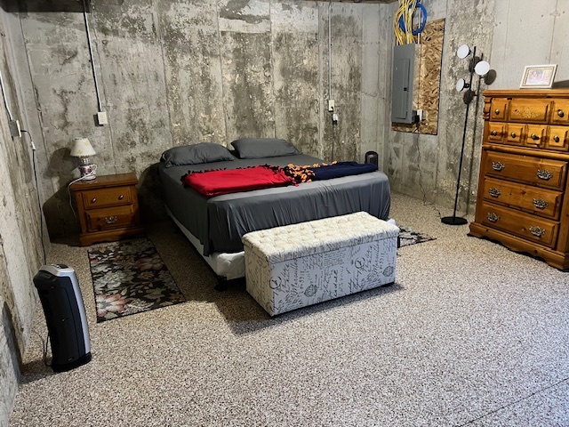 1932 Mountain Road, Morris, IL 60450