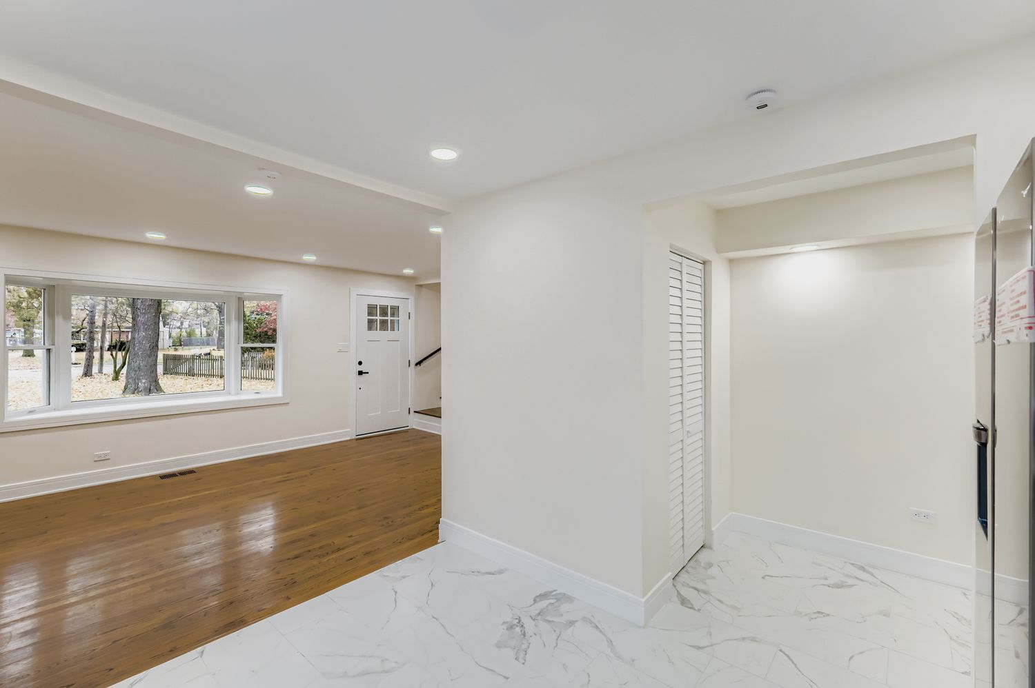 6755 Maple Court, Bridgeview, IL 60455