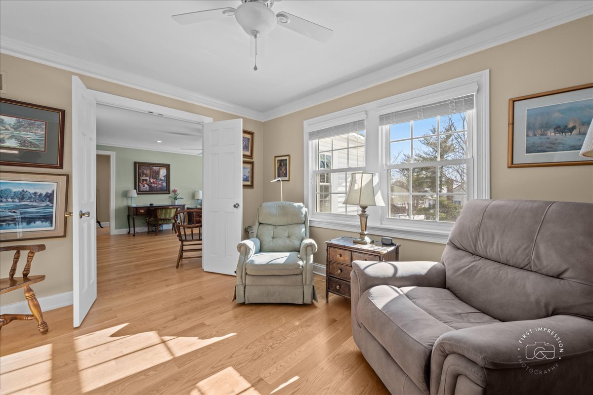 1612 Fox Bend Court, Naperville, IL 60563