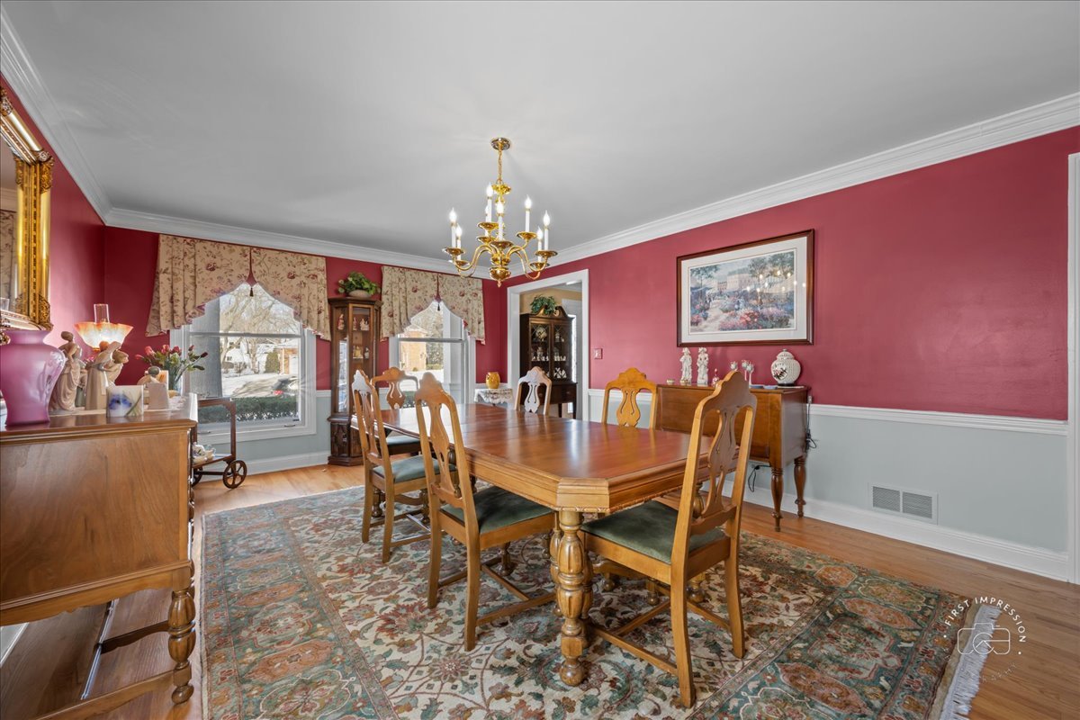 1612 Fox Bend Court, Naperville, IL 60563