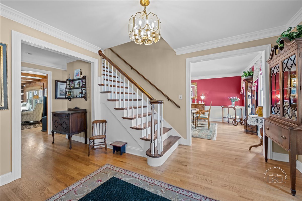 1612 Fox Bend Court, Naperville, IL 60563