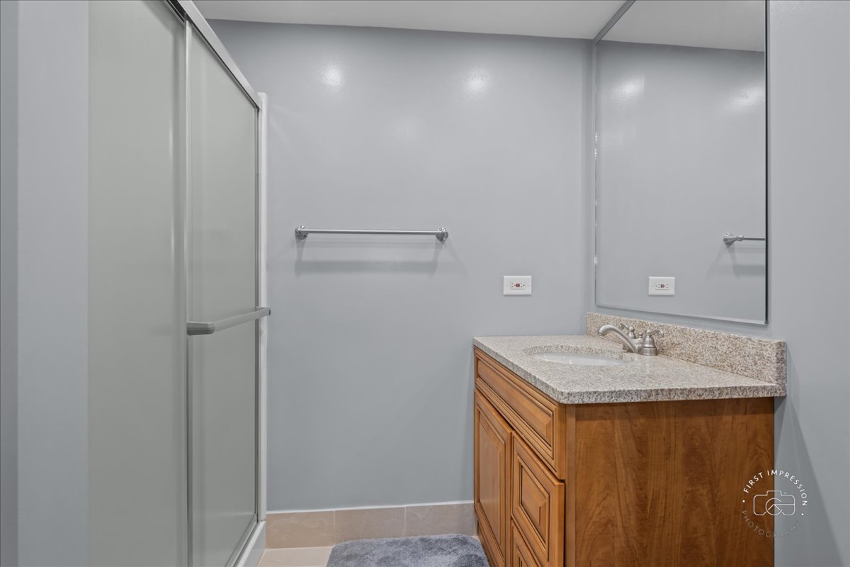 1612 Fox Bend Court, Naperville, IL 60563