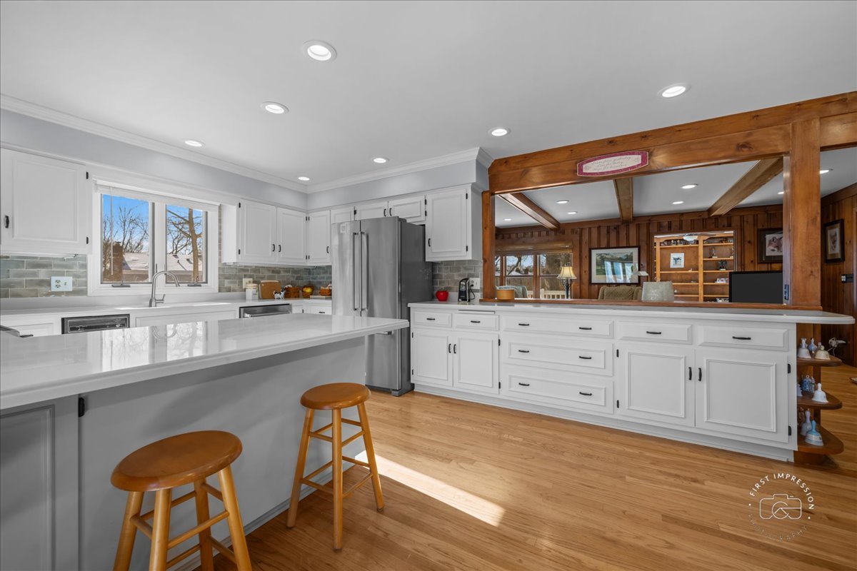 1612 Fox Bend Court, Naperville, IL 60563