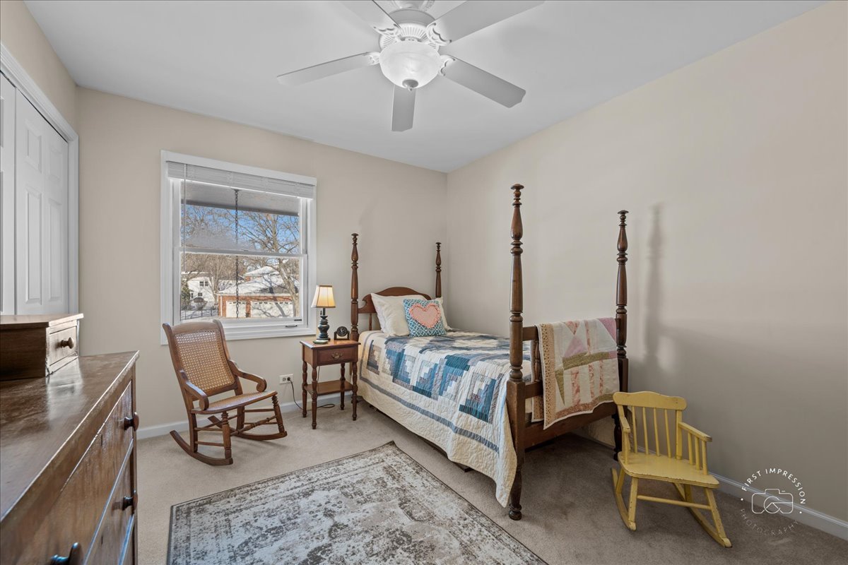 1612 Fox Bend Court, Naperville, IL 60563