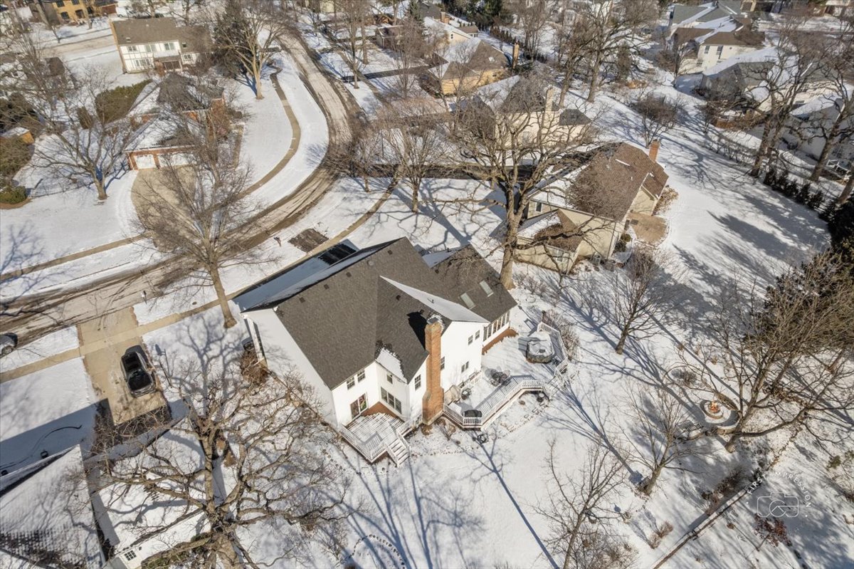1612 Fox Bend Court, Naperville, IL 60563