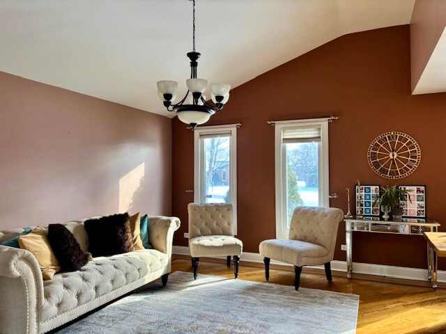 7642 W 92ND Place, Hickory Hills, IL 60457