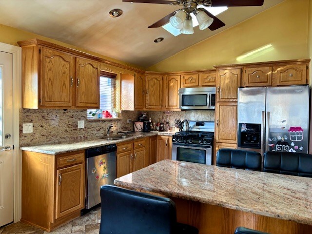 7642 W 92ND Place, Hickory Hills, IL 60457