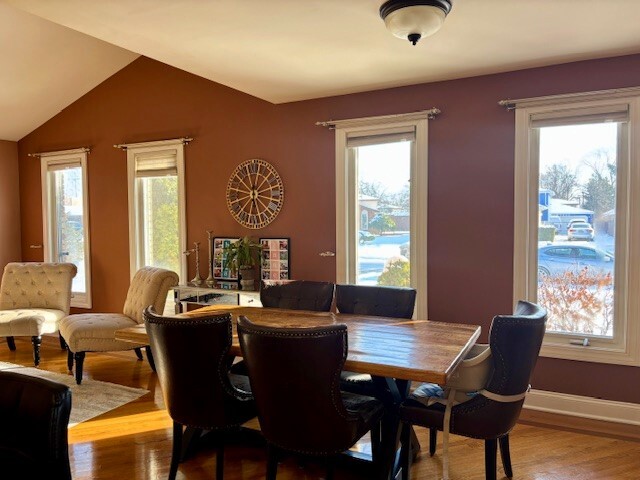 7642 W 92ND Place, Hickory Hills, IL 60457