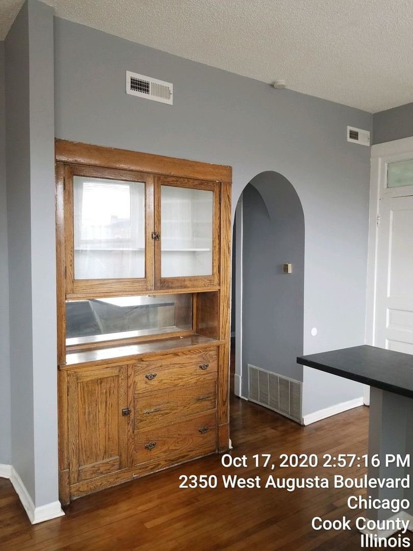 2350 W augusta Boulevard #3E, Chicago, IL 60622