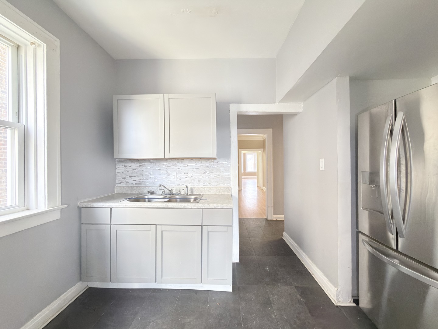 8216 S Maryland Avenue, Chicago, IL 60619