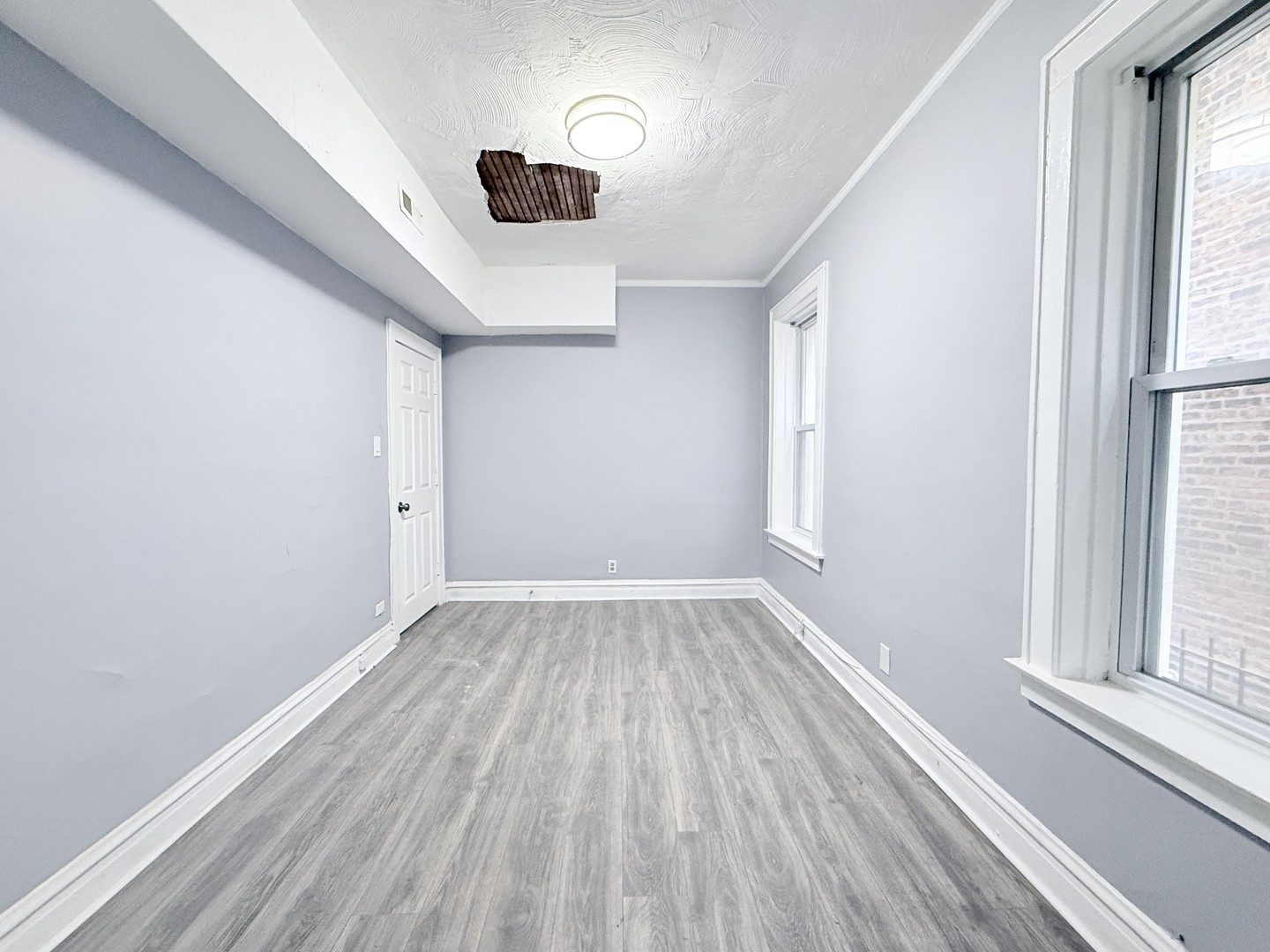 8216 S Maryland Avenue, Chicago, IL 60619