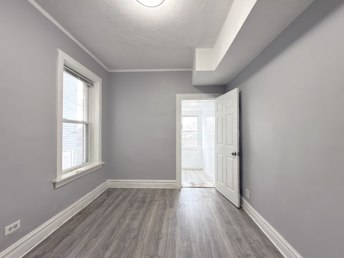 8216 S Maryland Avenue, Chicago, IL 60619