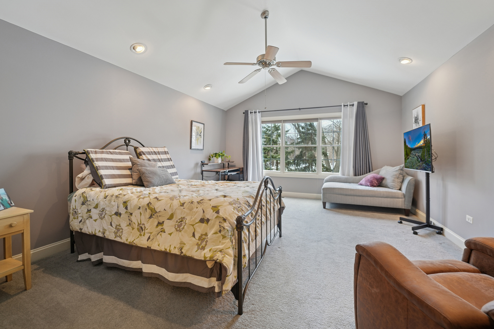 Naperville, IL 60540