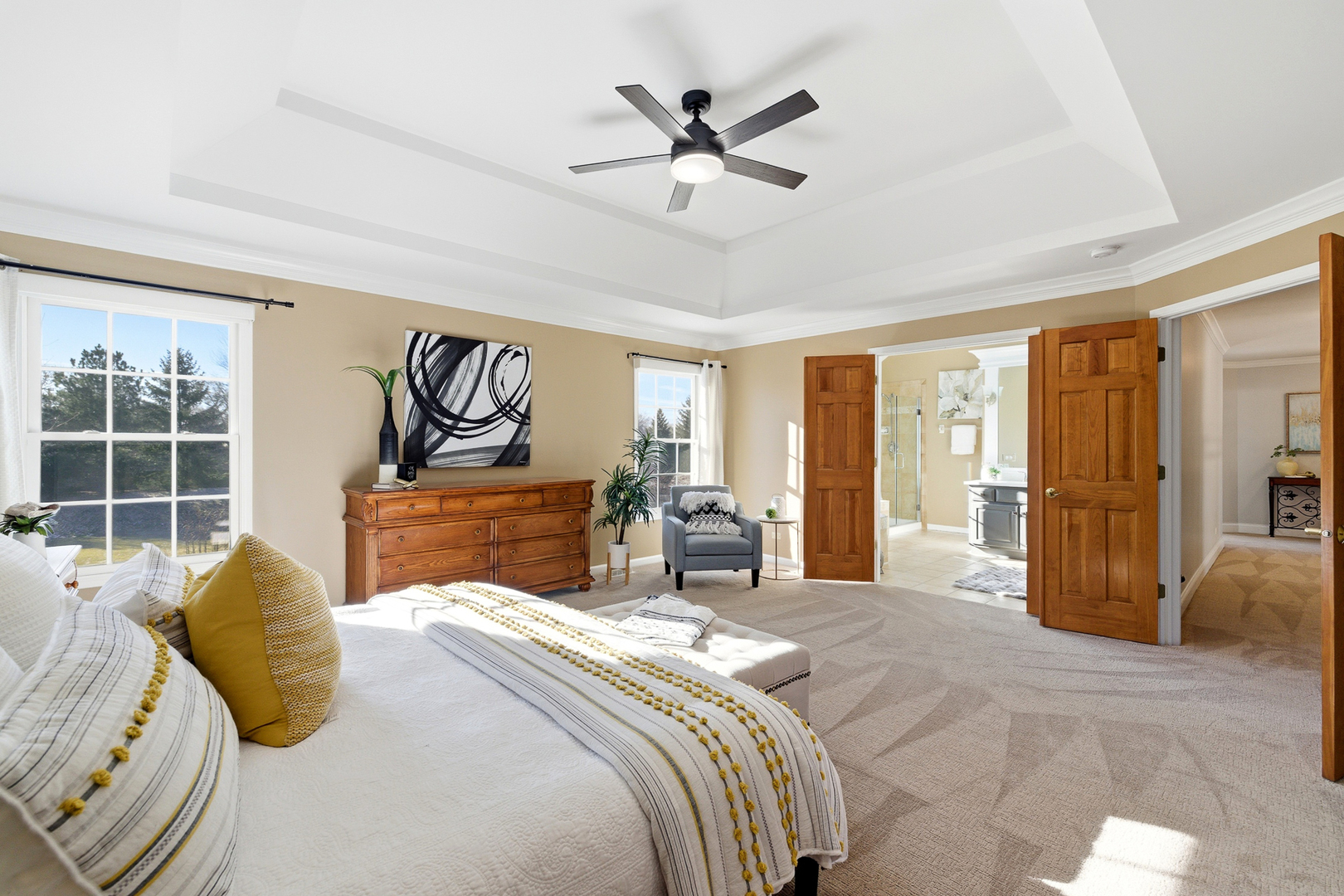 207 Long Beach Road, Oswego, IL 60543