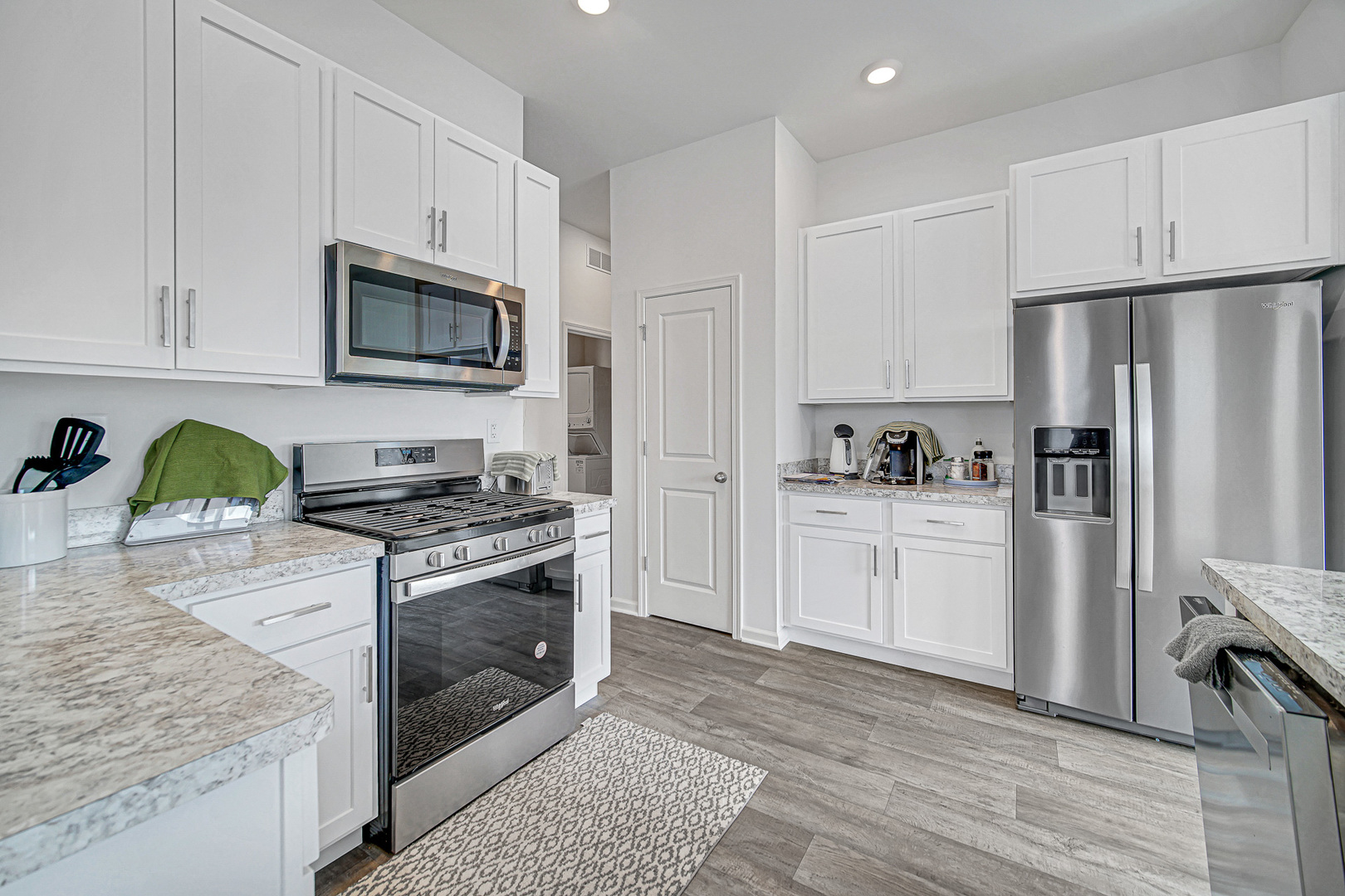 6313 Maple Glen Drive, Wonder Lake, IL 60097