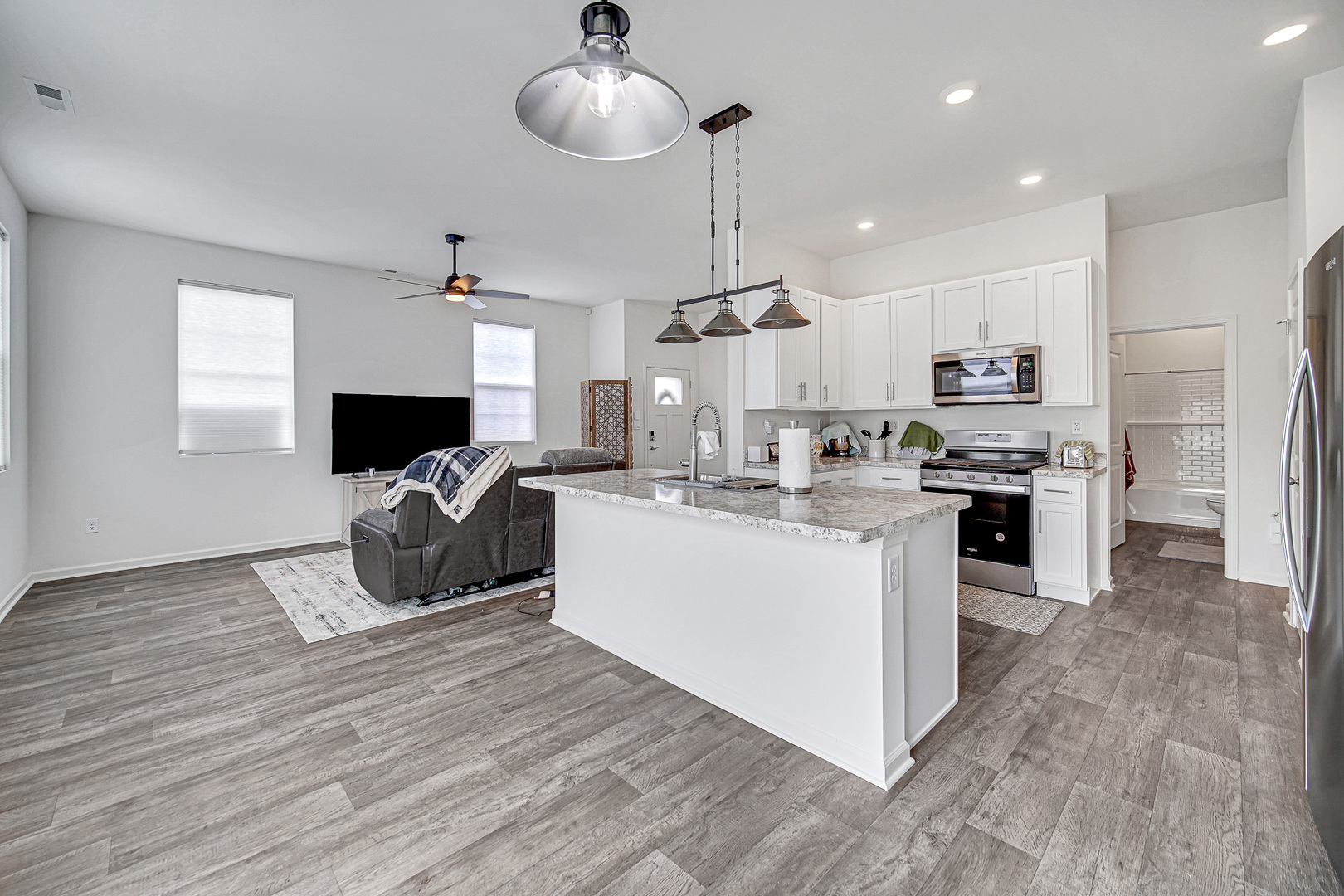 6313 Maple Glen Drive, Wonder Lake, IL 60097