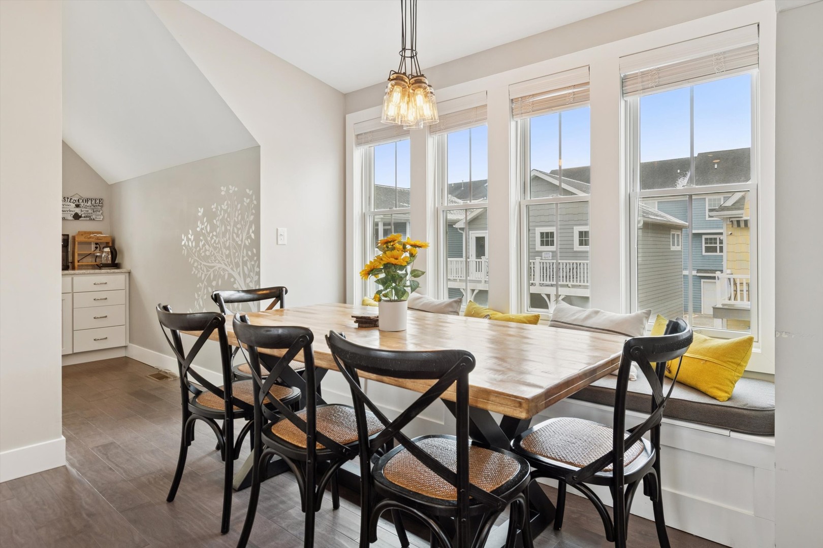 2 Pelican Landing, Ottawa, IL 61350