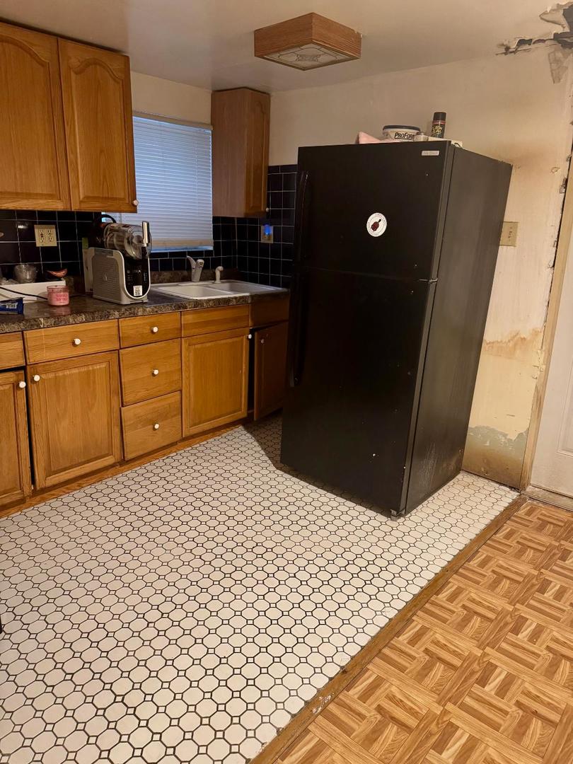 4935 W Monroe Street, Chicago, IL 60644