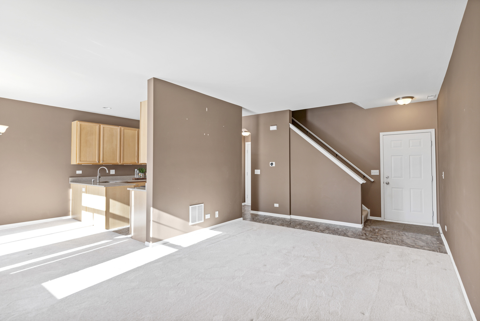 6526 Marble Lane, Carpentersville, IL 60110