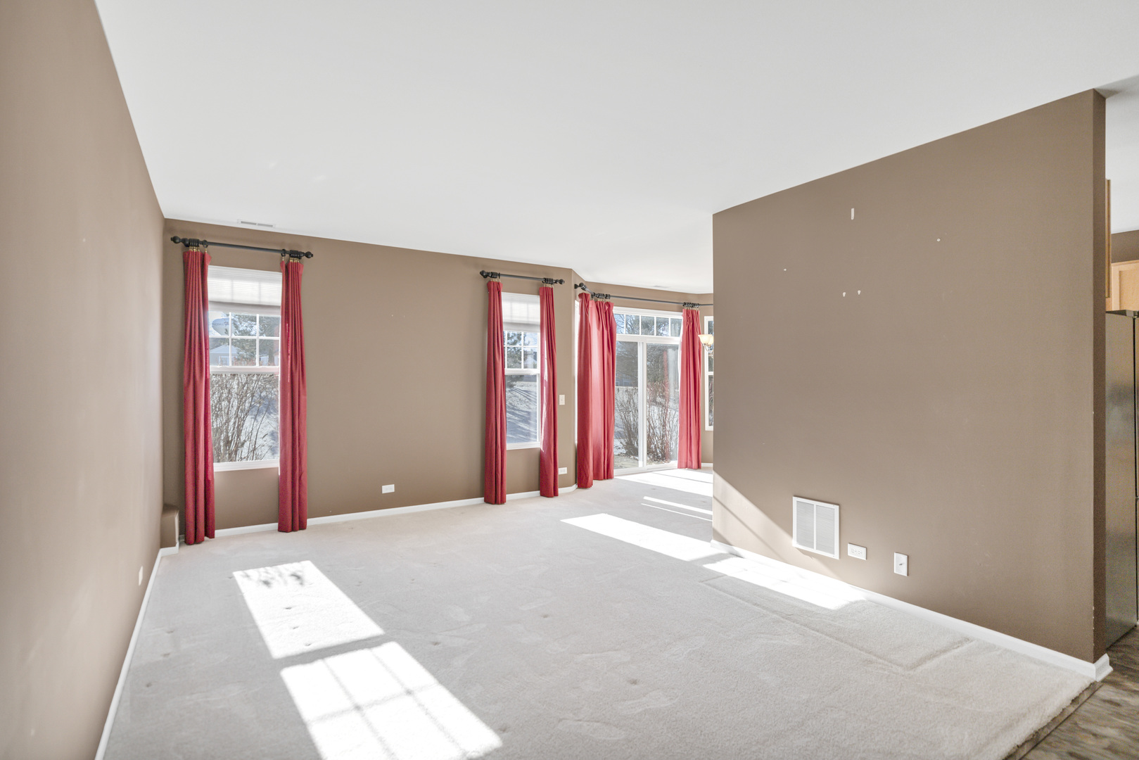 6526 Marble Lane, Carpentersville, IL 60110