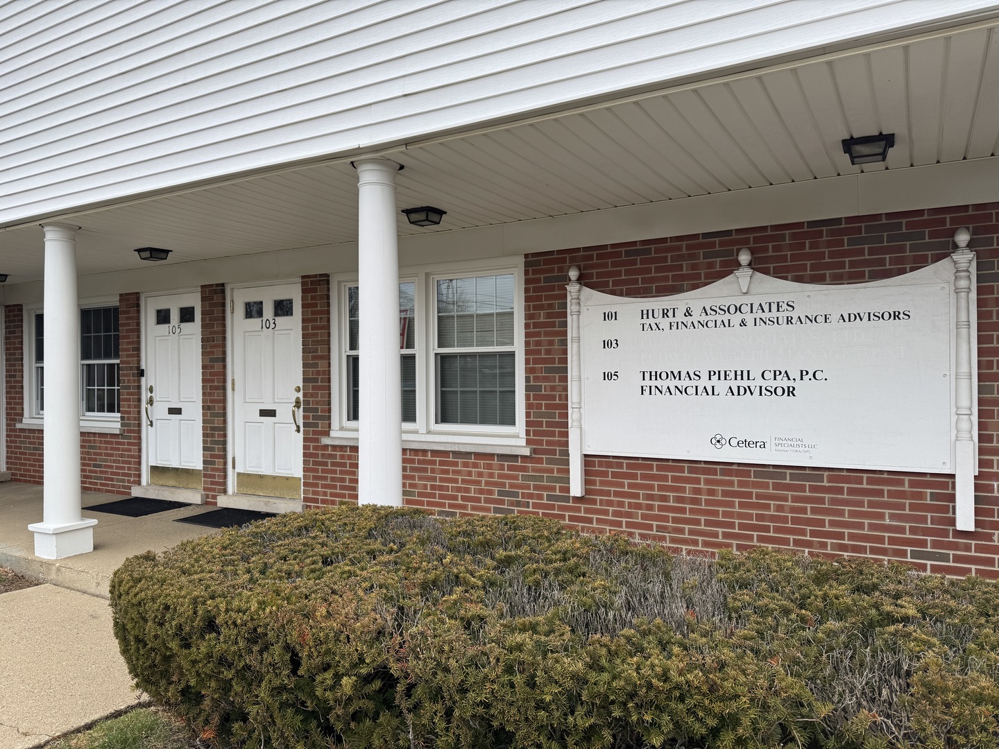 103 Orchard Terrace #103, Lombard, IL 60148