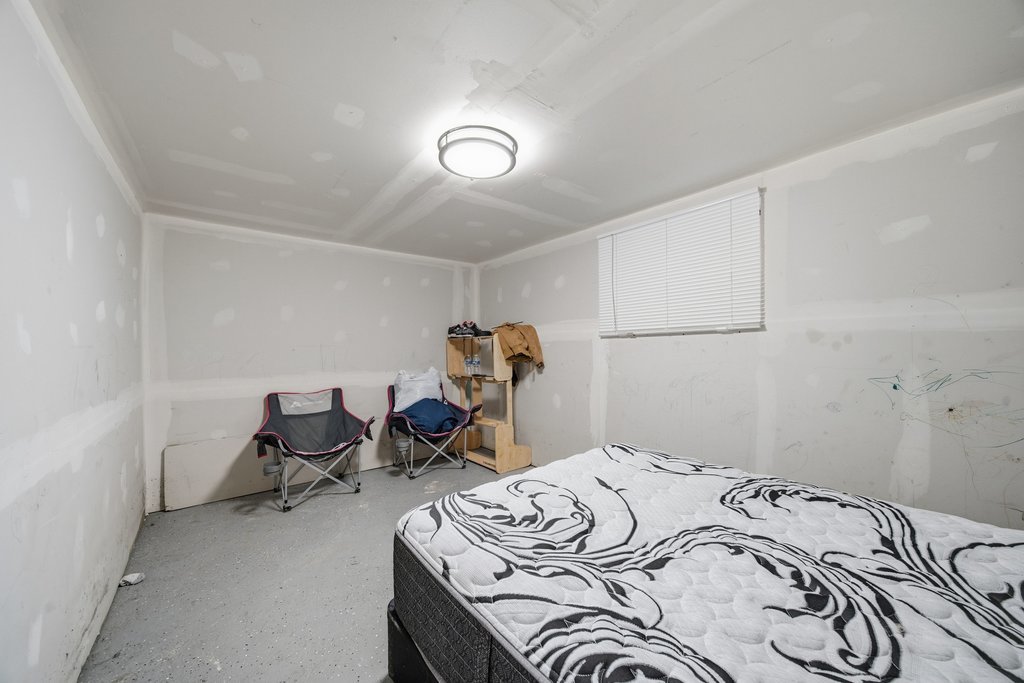 6047 S Richmond Street, Chicago, IL 60629