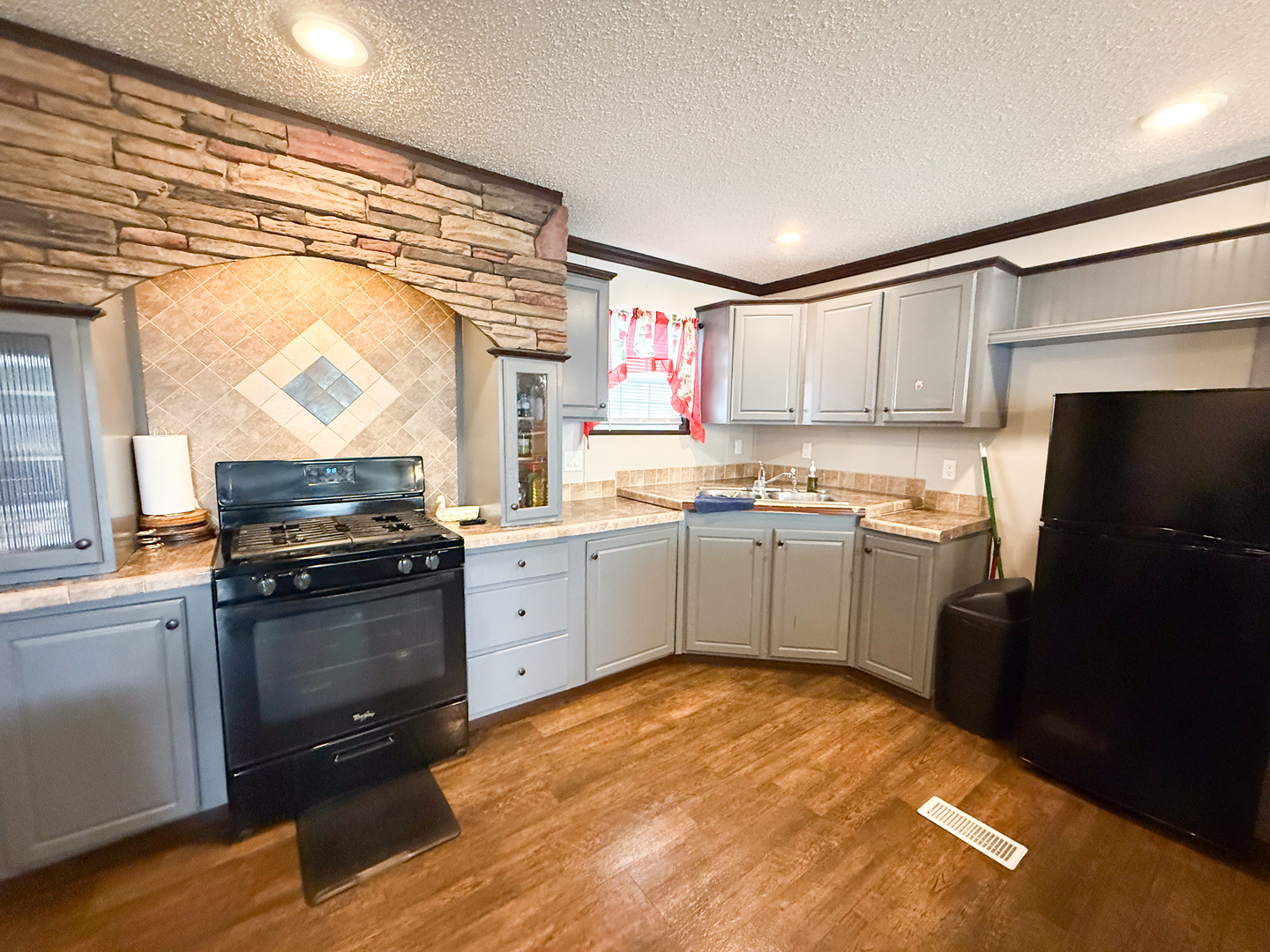 54 BERNINA Court, Lynwood, IL 60411