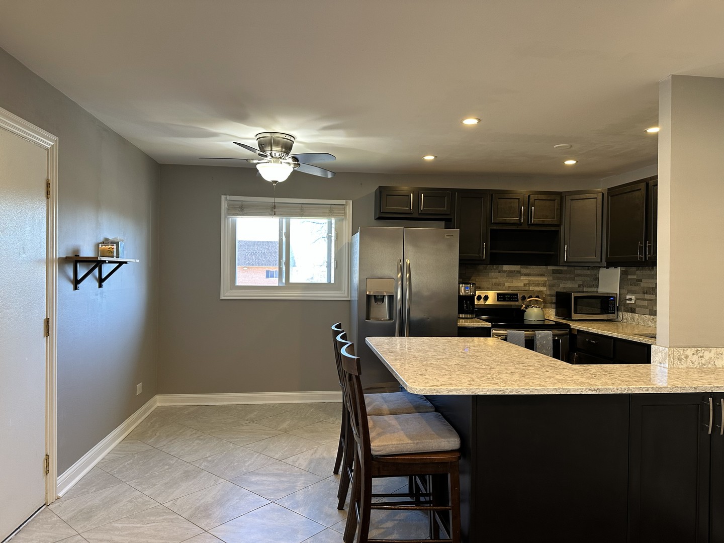 2408 Algonquin Road #3, Rolling Meadows, IL 60008