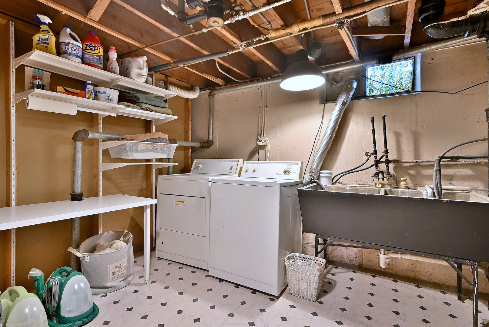 465 W Verret Street, Elmhurst, IL 60126