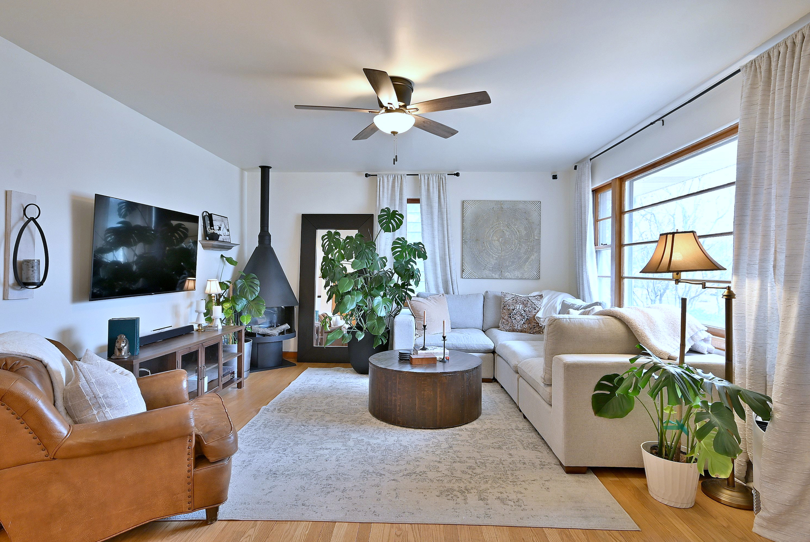 465 W Verret Street, Elmhurst, IL 60126