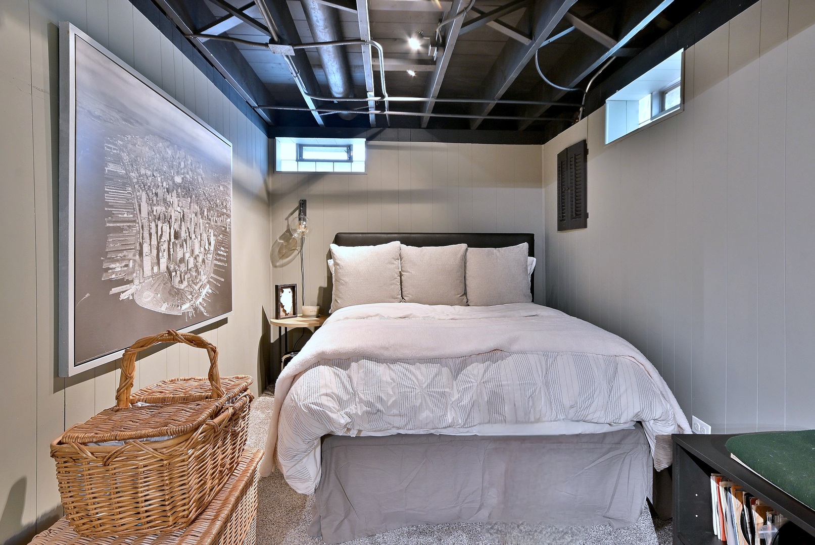 465 W Verret Street, Elmhurst, IL 60126