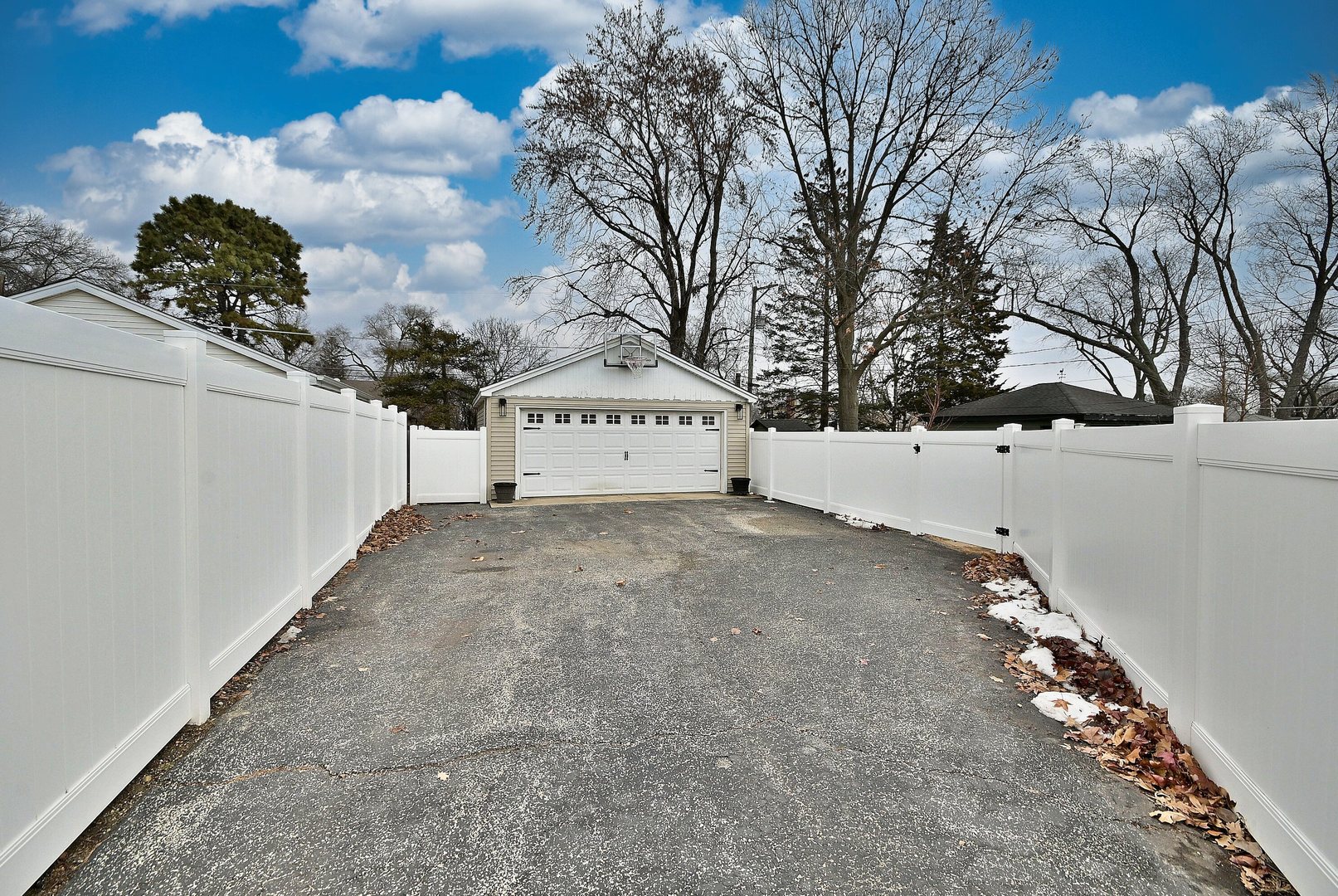 465 W Verret Street, Elmhurst, IL 60126