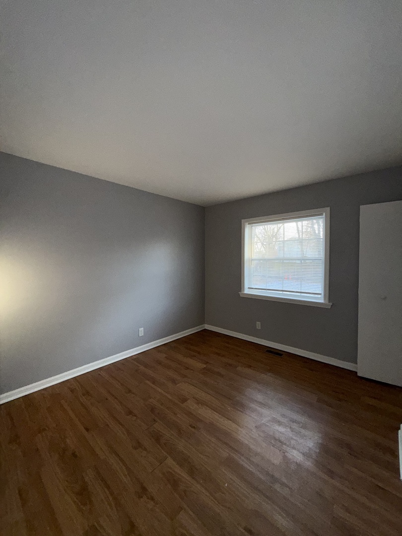 9 Crescent Court, Montgomery, IL 60538