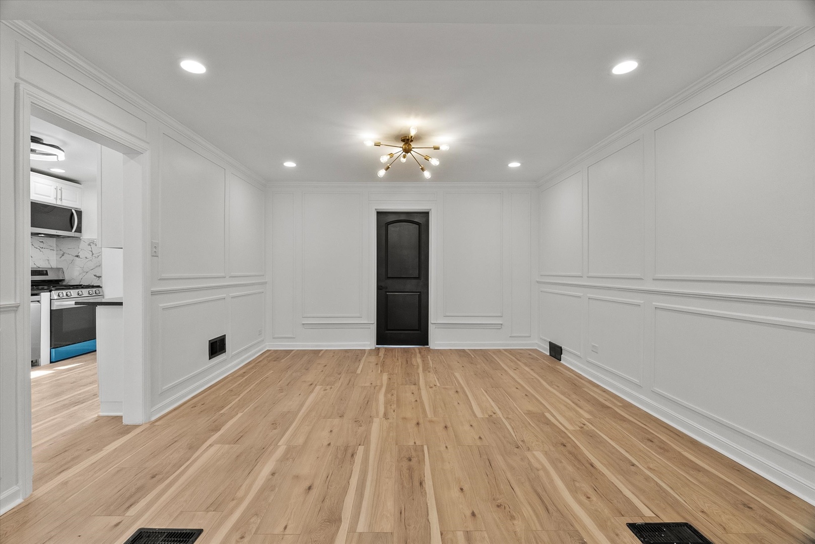 9237 S Justine Street, Chicago, IL 60620