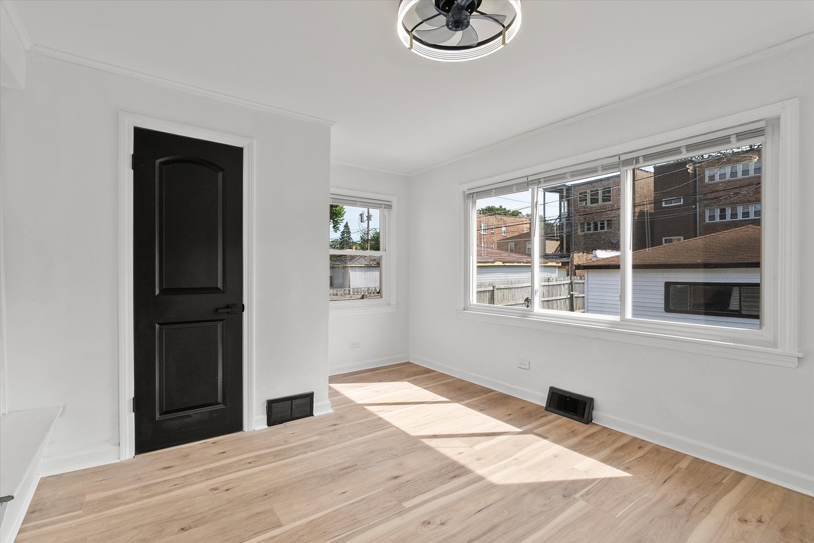 9237 S Justine Street, Chicago, IL 60620