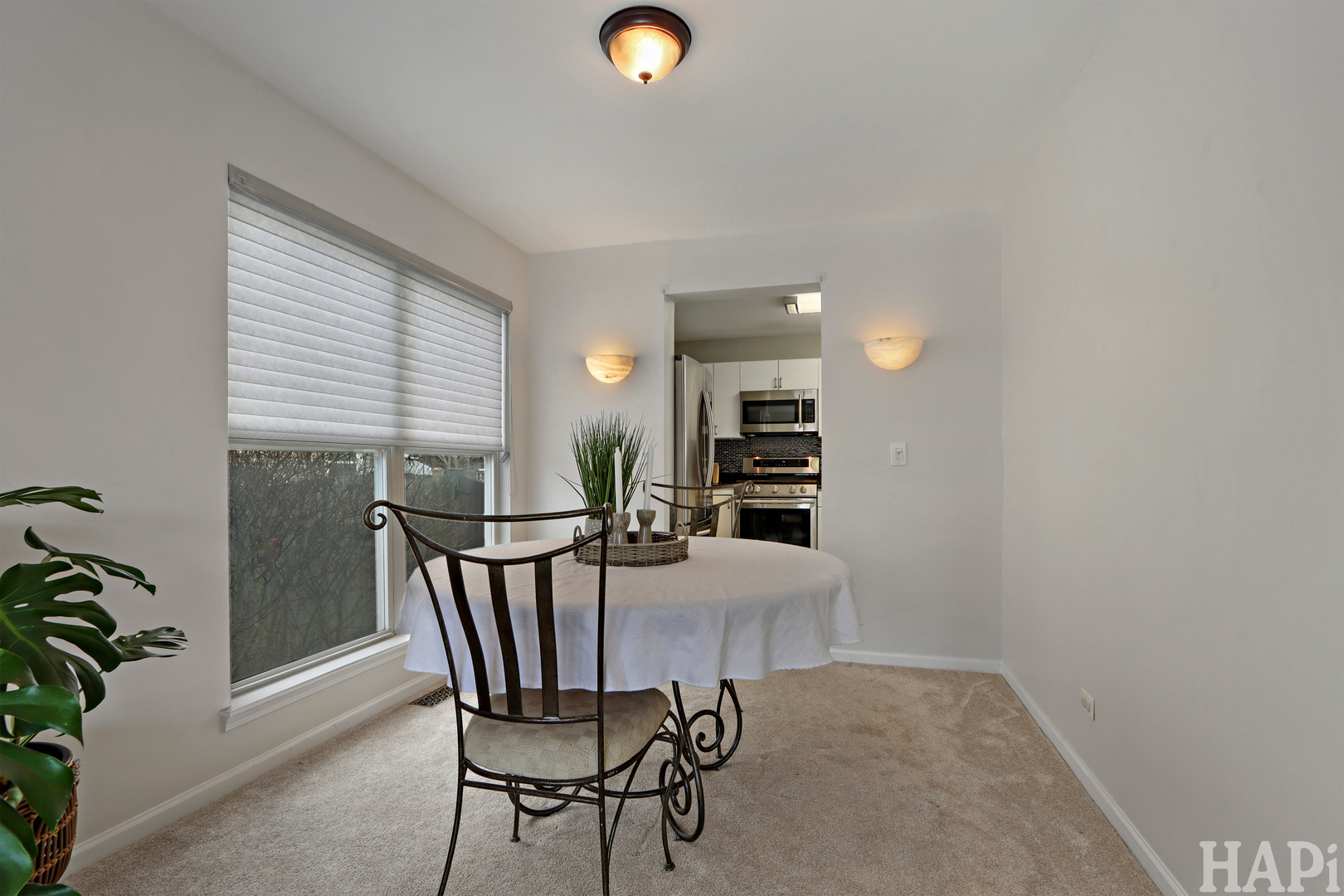 49 W Dahlia Lane, Round Lake Beach, IL 60073